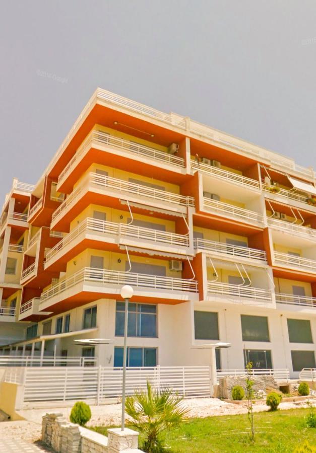 Sina Apartments Sarandë Exteriör bild